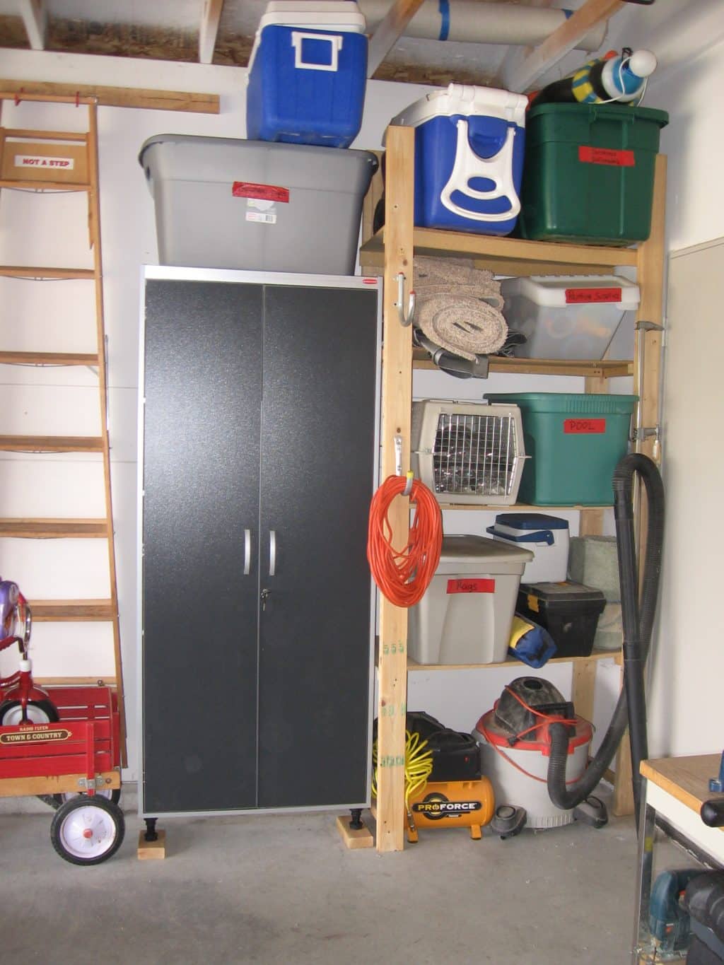 Garage Storage Cabinet, Closed Cabinet, Locking