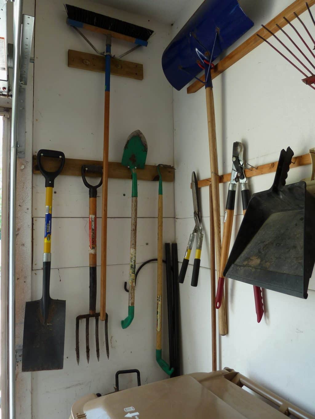 Garage Tip: A Solution for Organizing Large Yard Tools - Simply ...